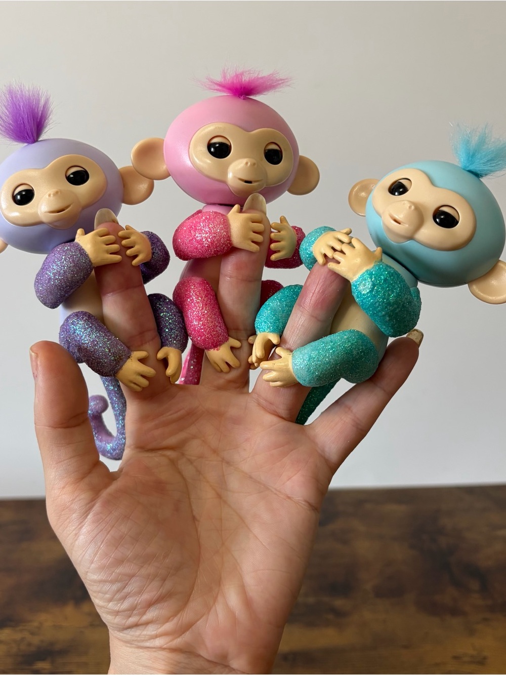 Lot of 3 WowWee glitter Fingerlings Interactive Monkey toy with Sound
